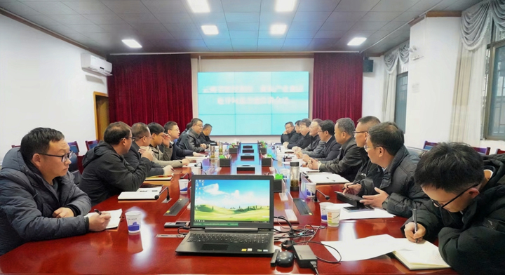 与寻甸县委、县政府交流座谈.jpg